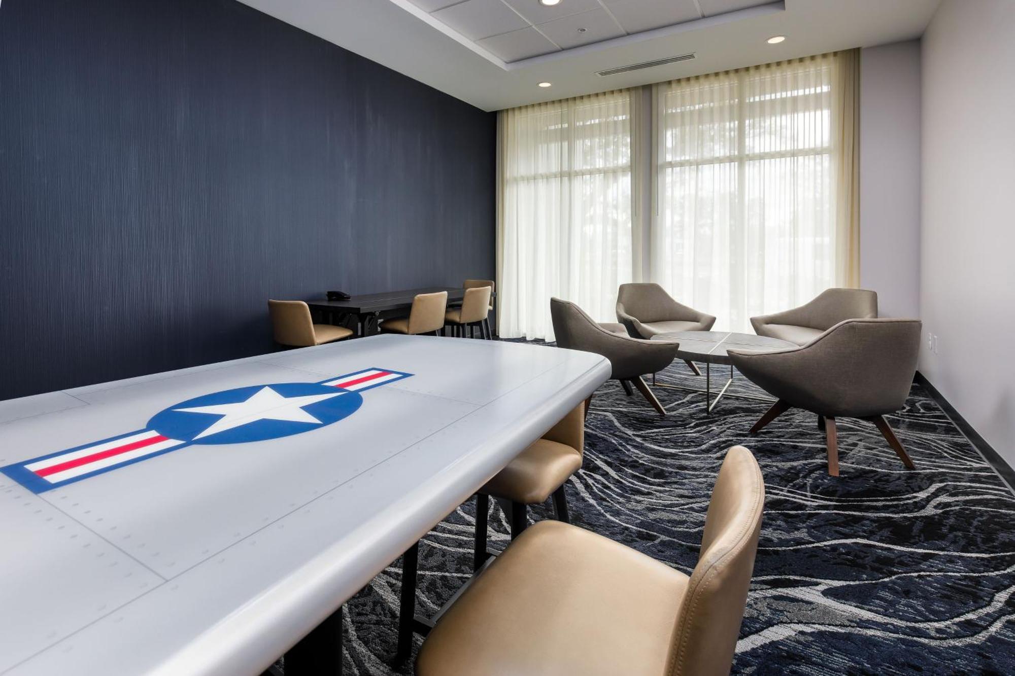 Courtyard By Marriott Pensacola I-10 West Hotel Bagian luar foto
