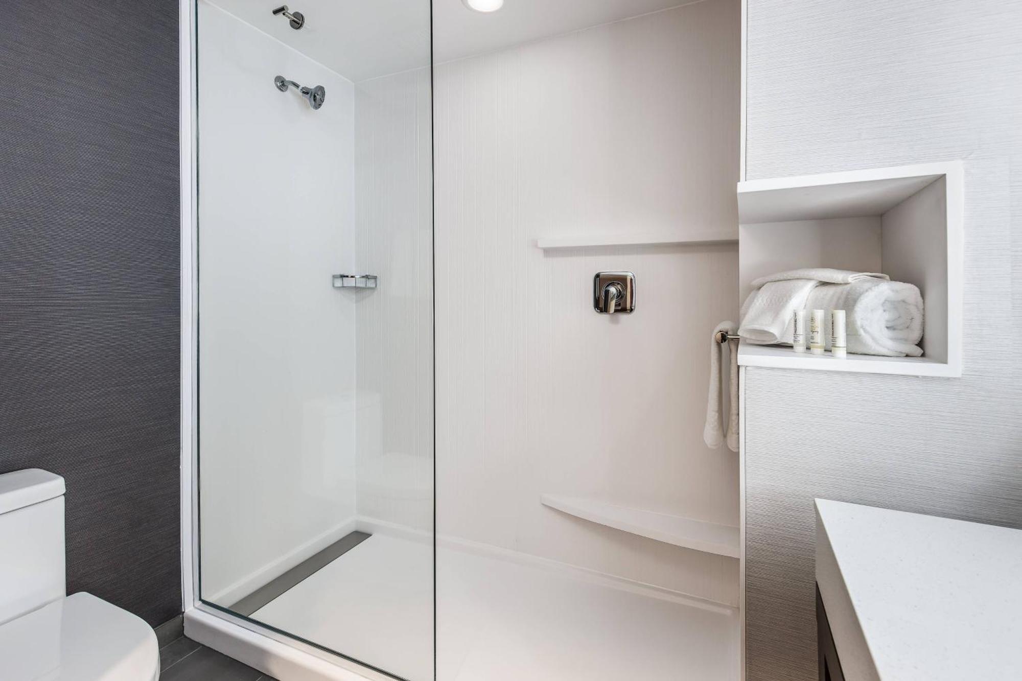 Courtyard By Marriott Pensacola I-10 West Hotel Bagian luar foto