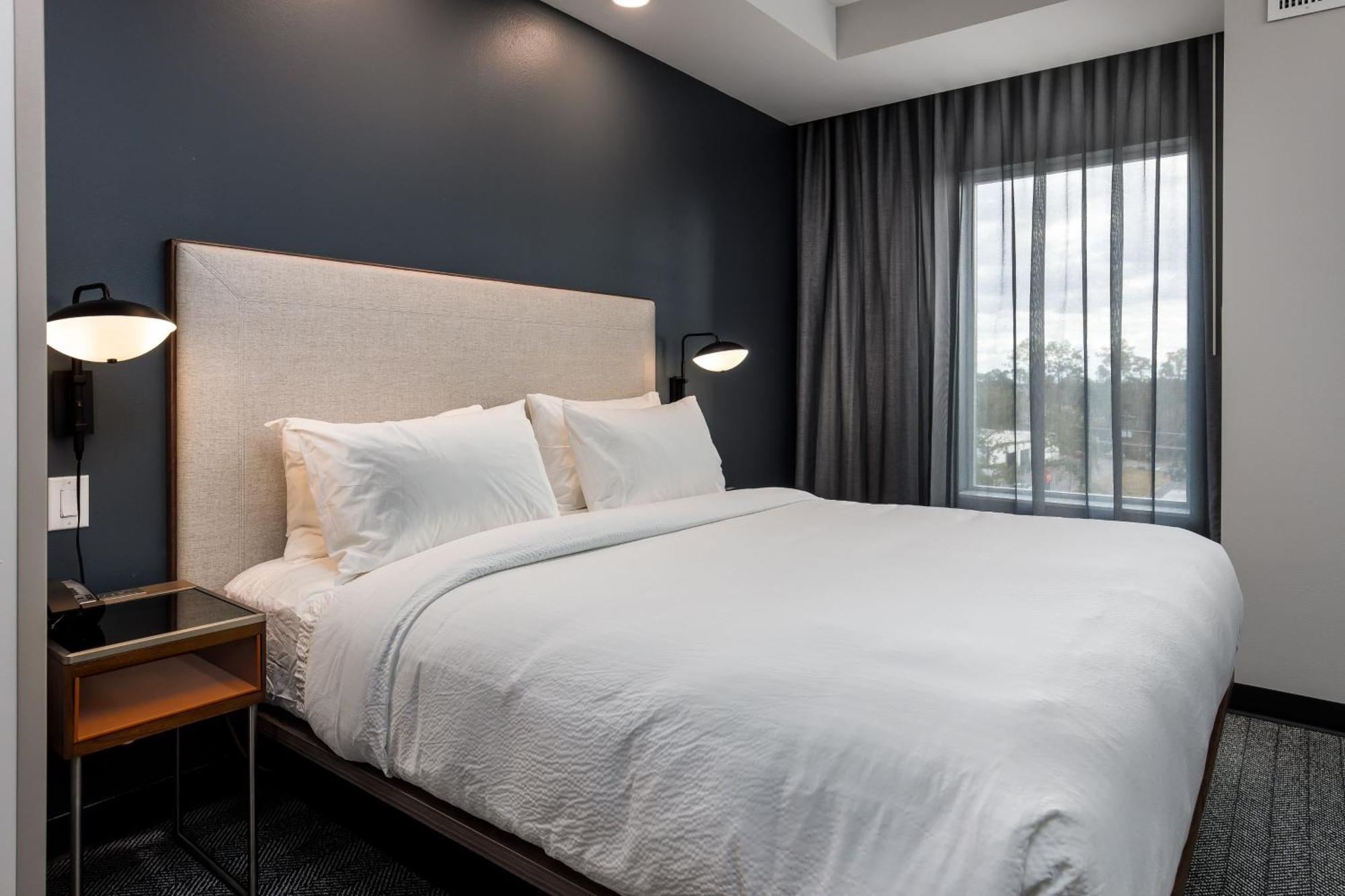 Courtyard By Marriott Pensacola I-10 West Hotel Bagian luar foto