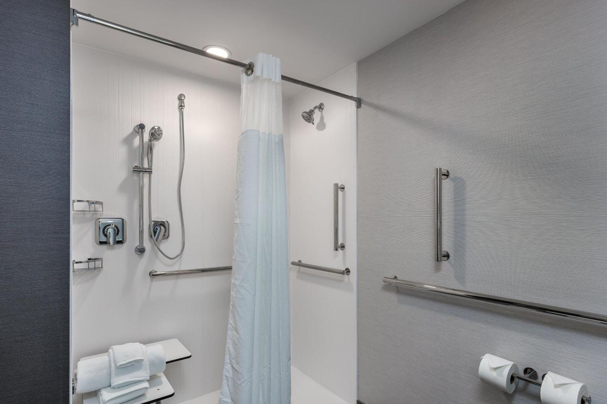 Courtyard By Marriott Pensacola I-10 West Hotel Bagian luar foto