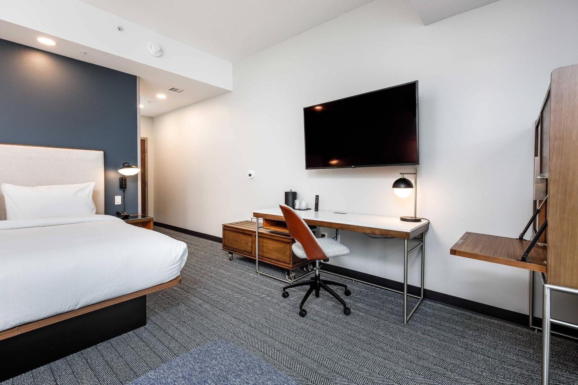 Courtyard By Marriott Pensacola I-10 West Hotel Bagian luar foto